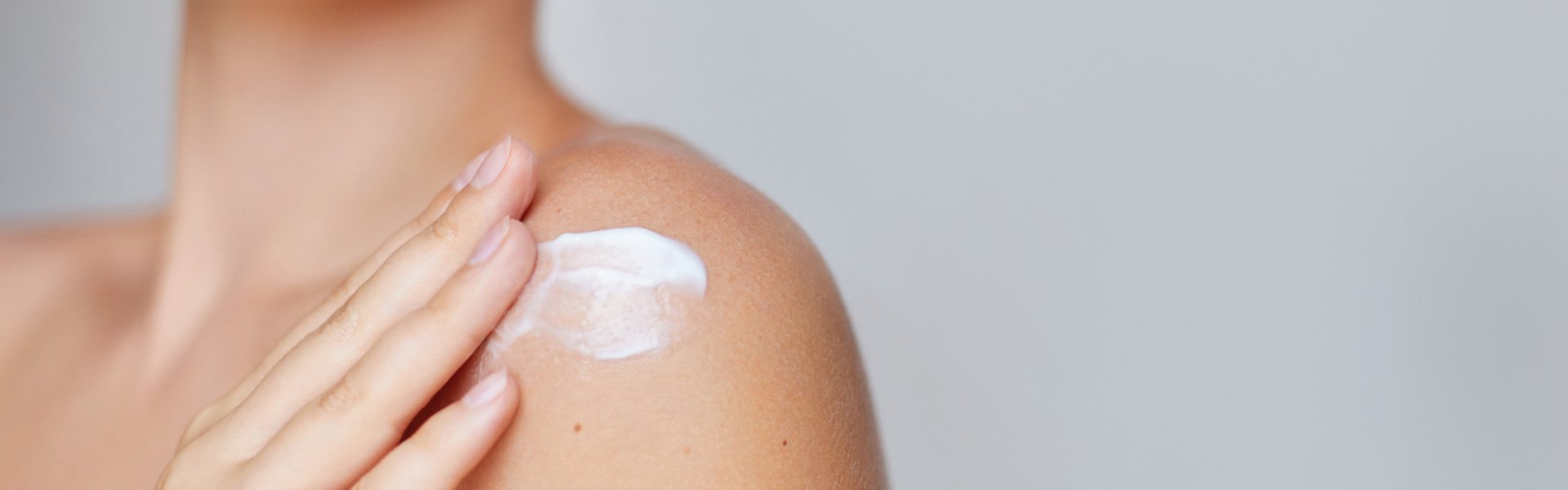 Lotion Wax in Skincare: Benefits, Types, and How It Works